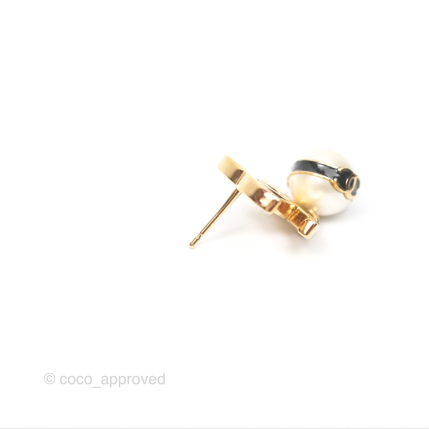 Chanel CC Pearl Earrings Gold Tone 24S