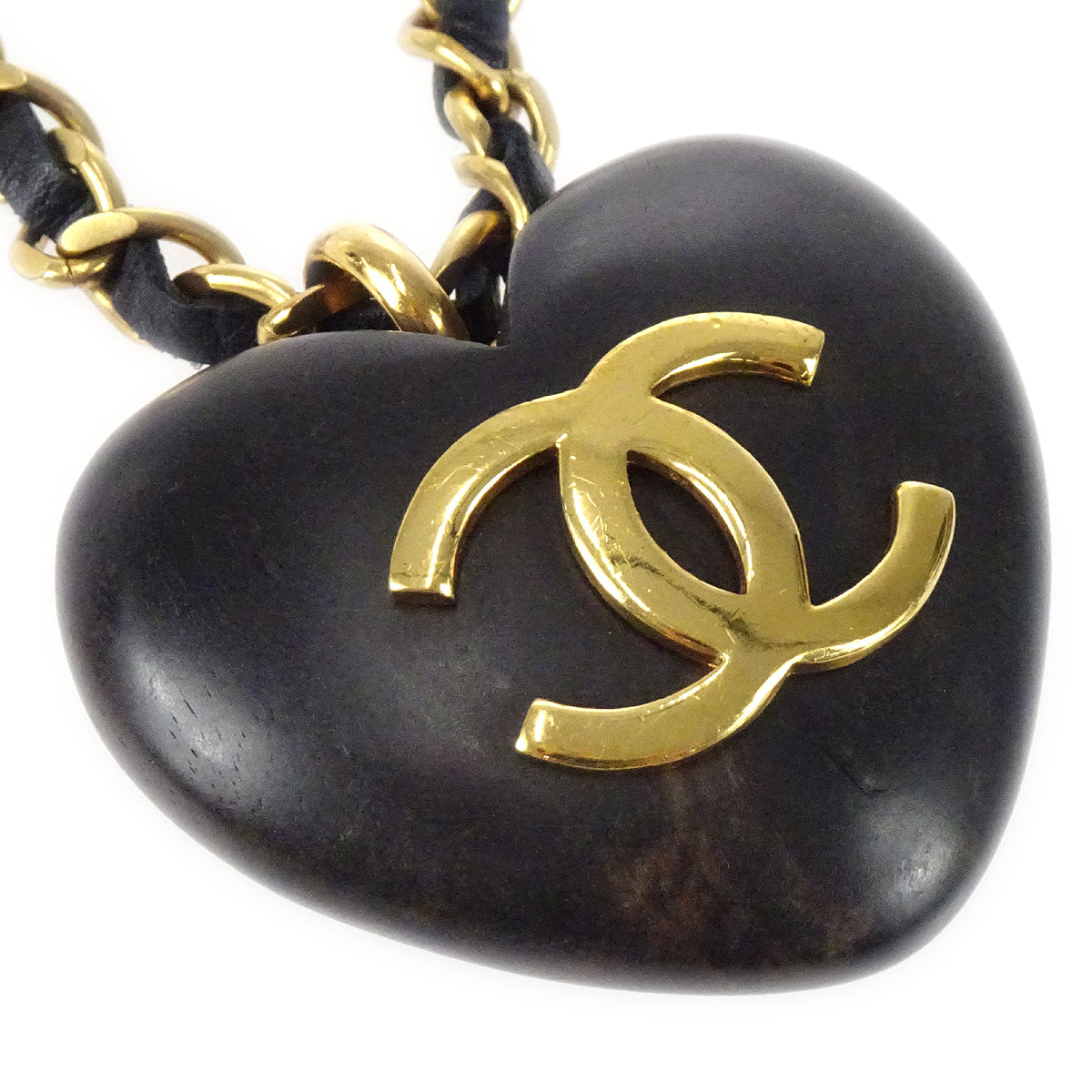 Luxury Chanel * 1993 Wooden Heart Chain Necklace 28