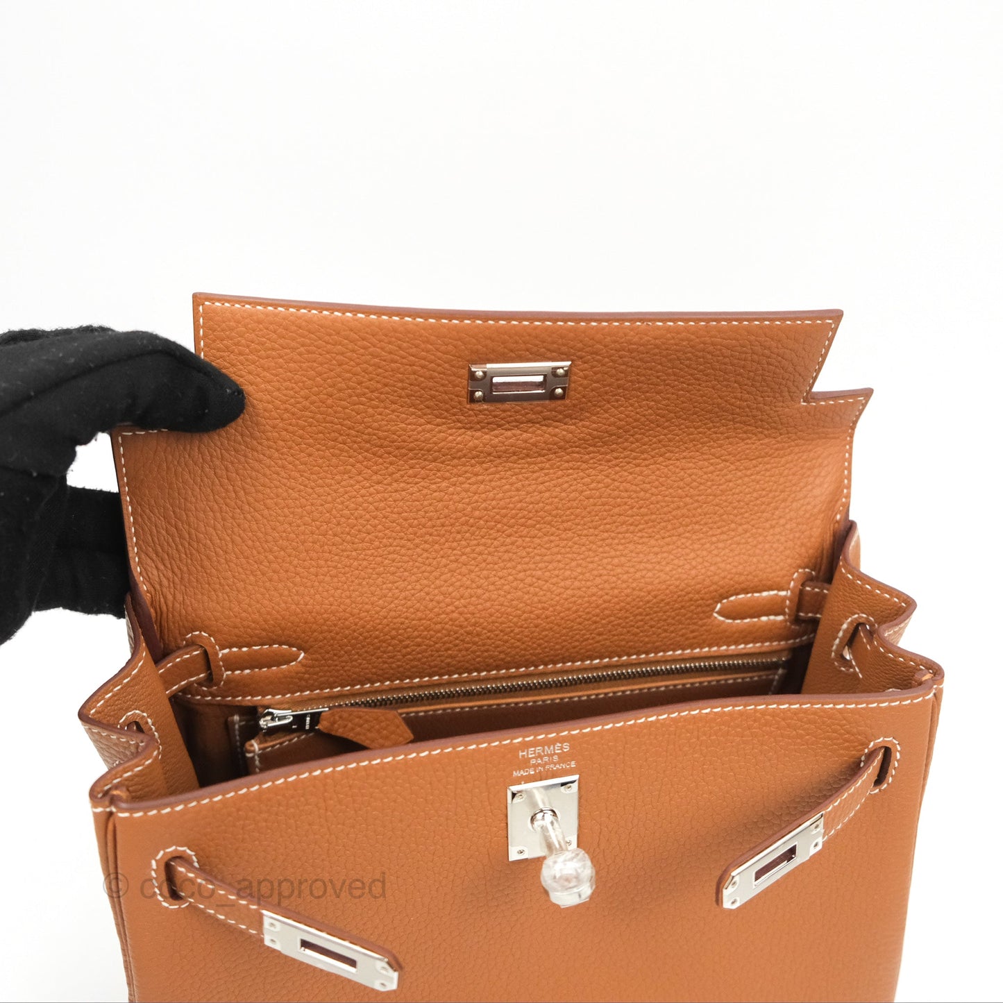 Hermès Retourne Kelly 25 Gold Togo Palladium Hardware