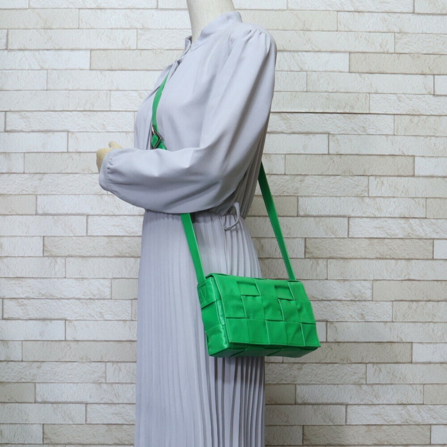 Luxury Bottega Veneta  Leather Shoulder Bag ()
