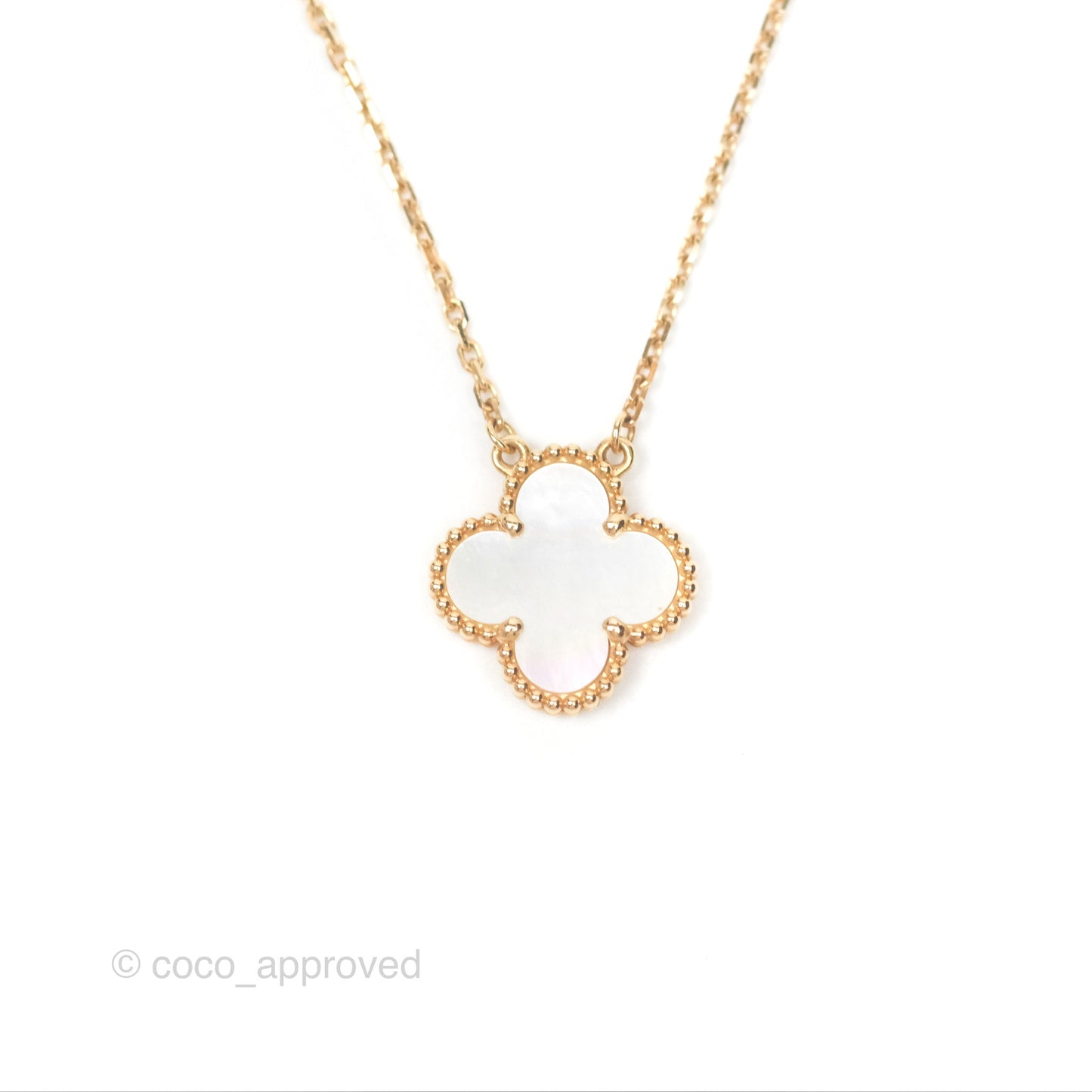 Van Cleef & Arpels Vintage Alhambra Pendant White Mother-of-pearl Yellow Gold