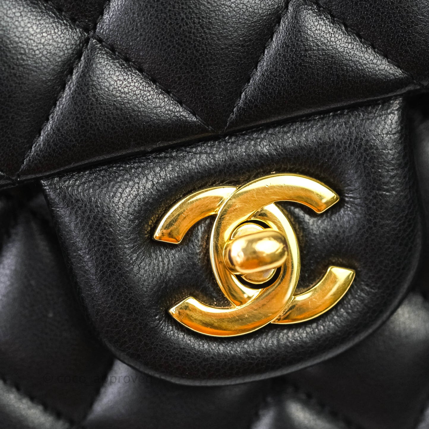 Chanel Classic M/L Medium Double Flap Black Lambskin Gold Hardware