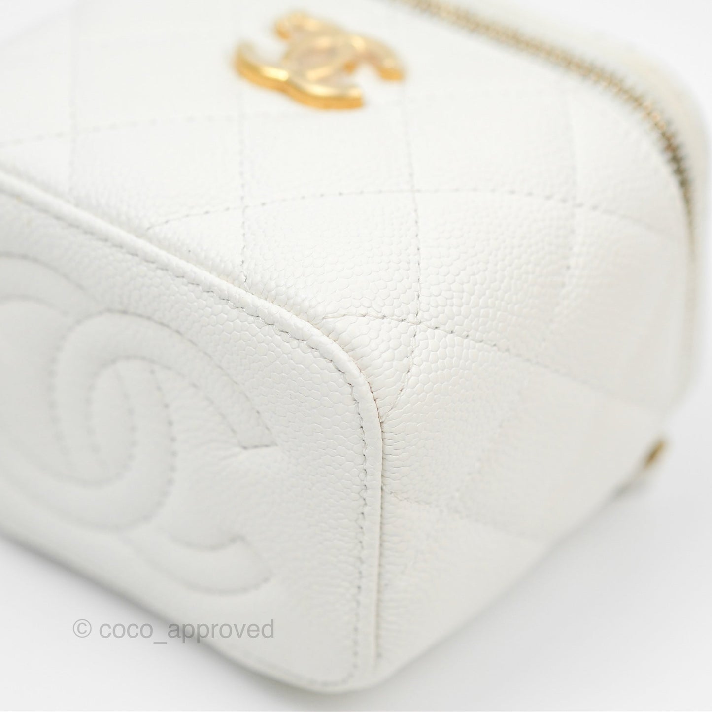 Chanel Quilted Heart Crush Mini Vanity With Chain White Caviar Aged Gold Hardware