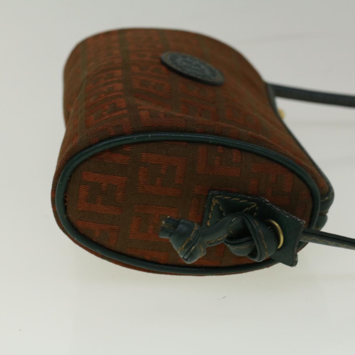 Luxury FendiZucchino Canvas Shoulder Bag Brown Green57556