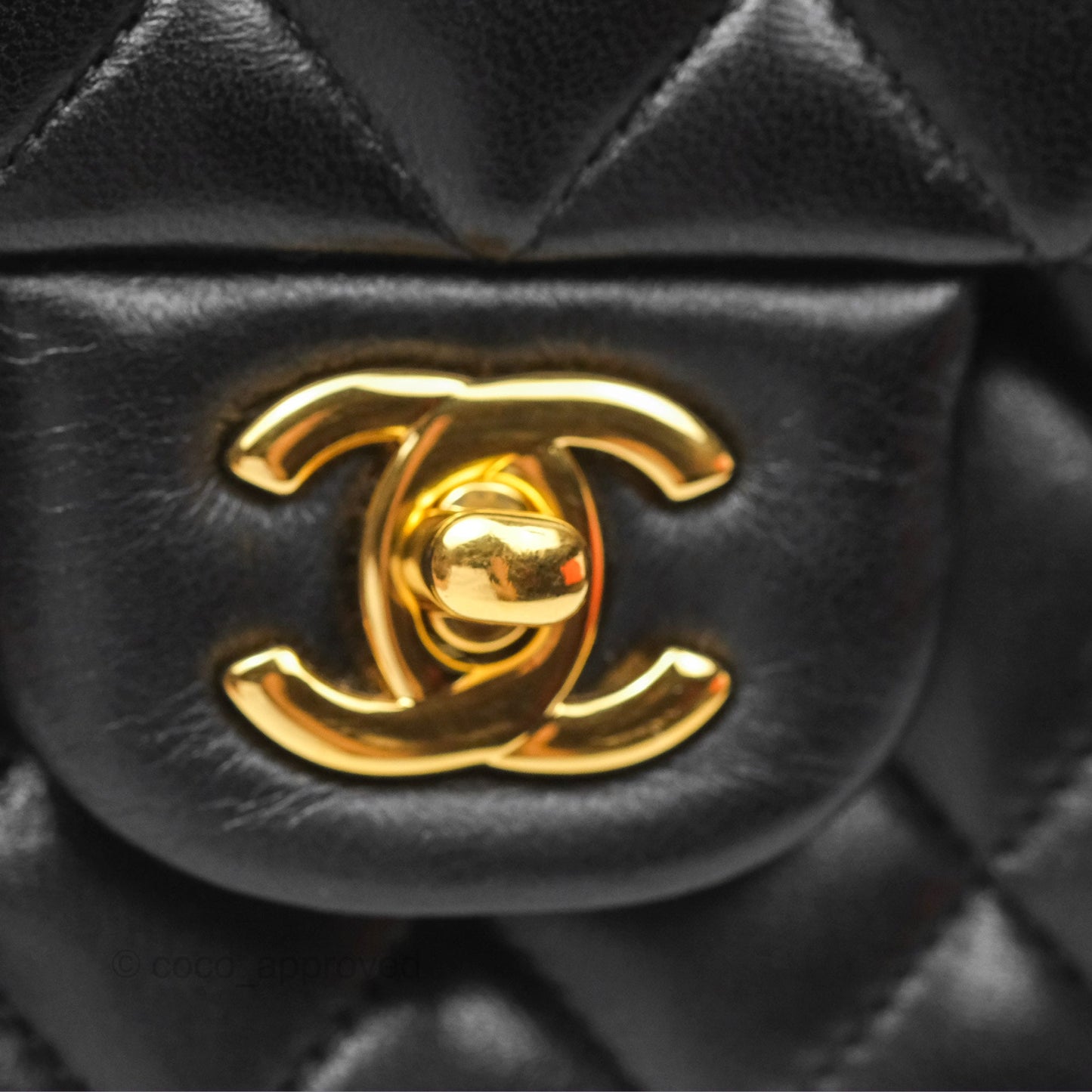 Chanel Classic M/L Medium Flap Quilted Black Lambskin Gold Hardware