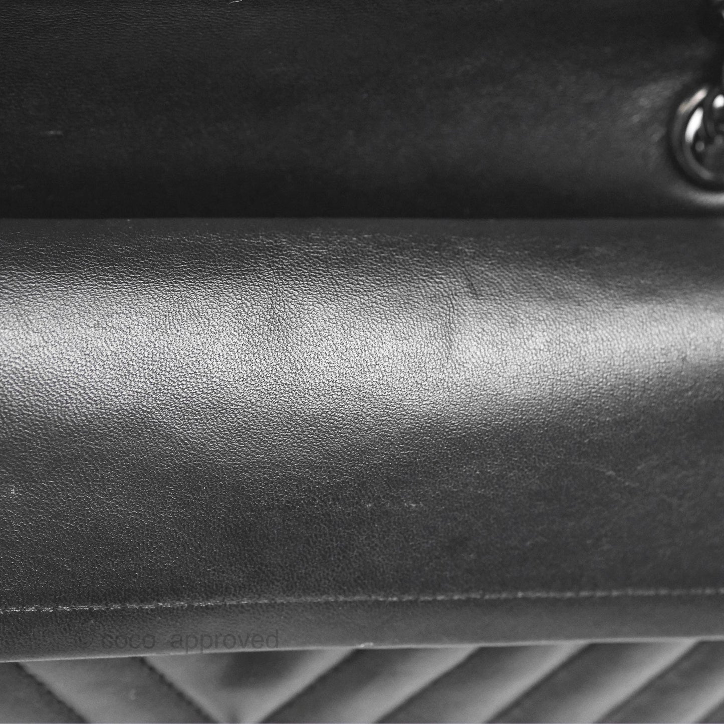 Chanel Classic M/L Medium Flap Chevron So Black Calfskin