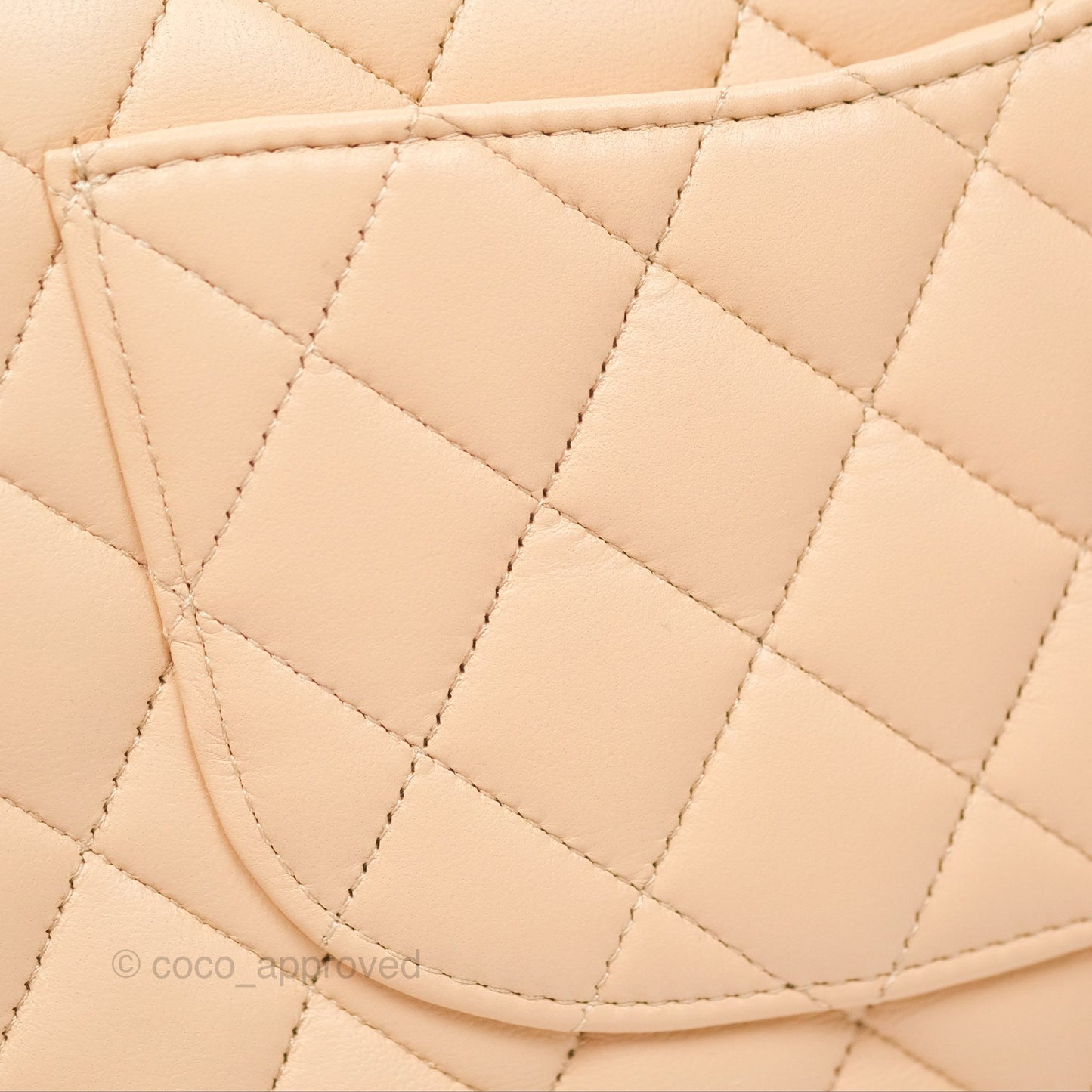 Chanel Classic M/L Medium Flap Quilted Beige Lambskin Gold Hardware
