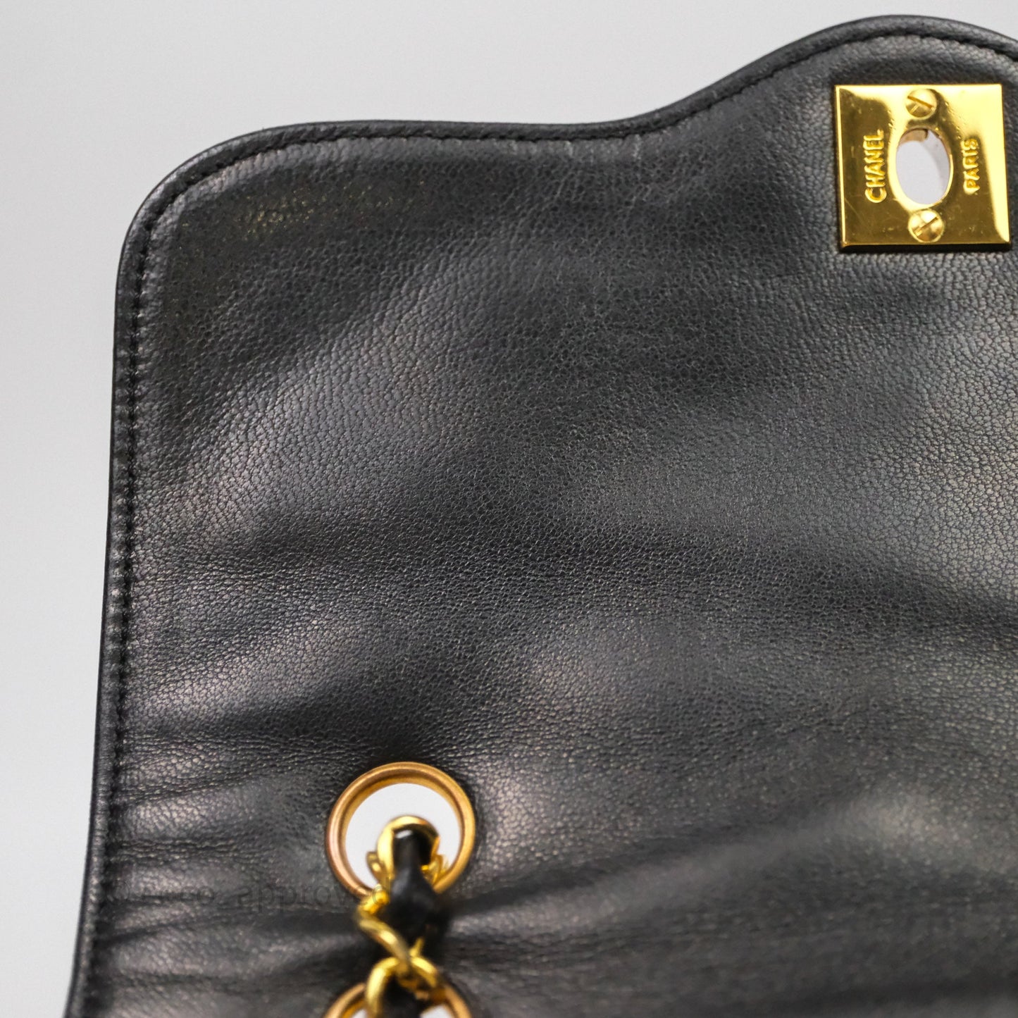 Chanel Quilted Vintage Flap Bag Lambskin Black 24K Gold Hardware