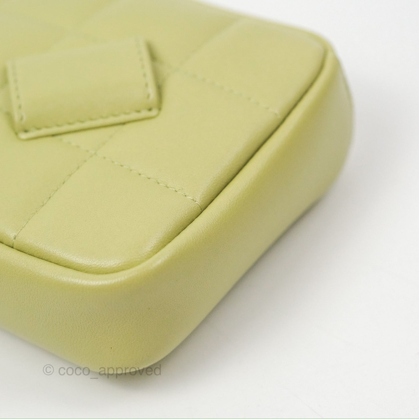 Chanel Diamond Belt Coin Purse Avocado Green Lambskin Aged Gold Hardware