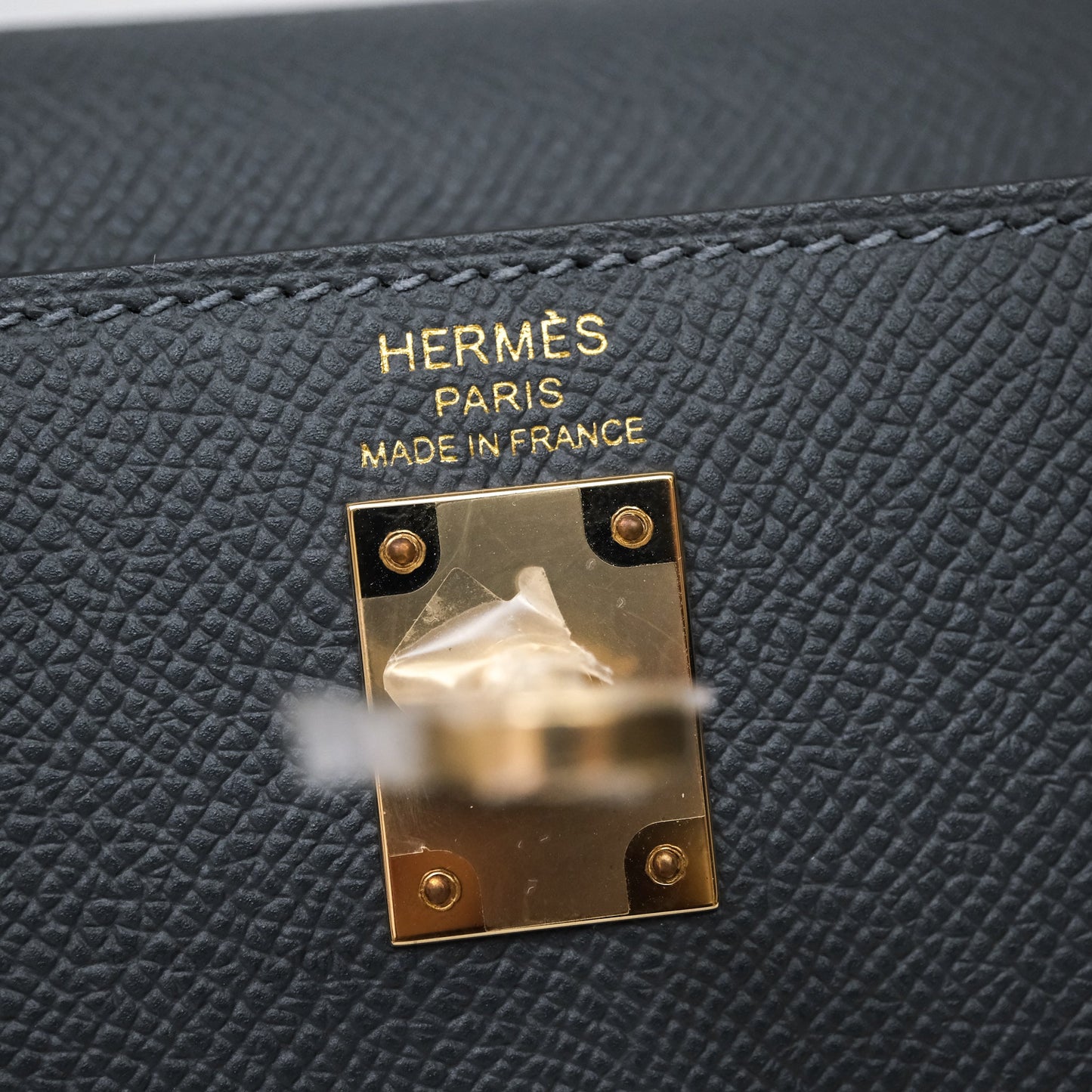 Hermès Kelly 25 Gris Meyer 0L Epsom Light Gold Hardware
