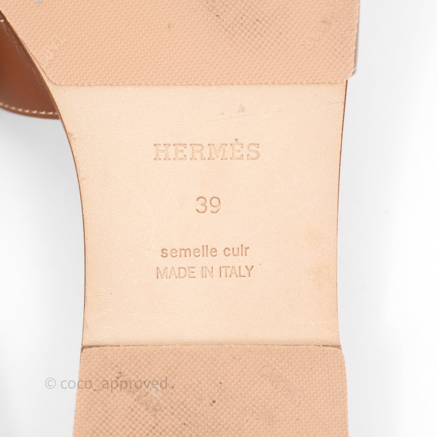 Hermès Oran Sandals in Gold Size 39