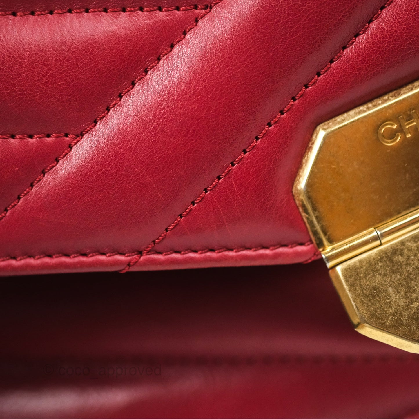 Chanel Chevron Shoulder Bag Red Calfskin Aged Gold Hardware