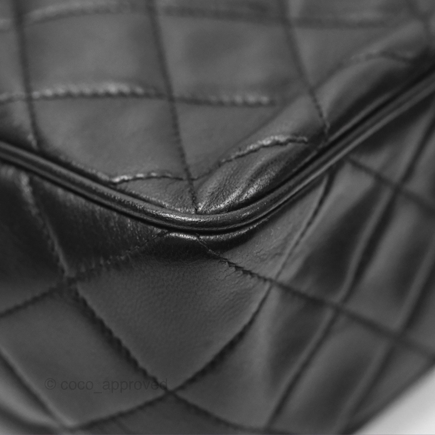 Chanel Vintage Quilted Shoulder Bag Black Lambskin Gold Hardware