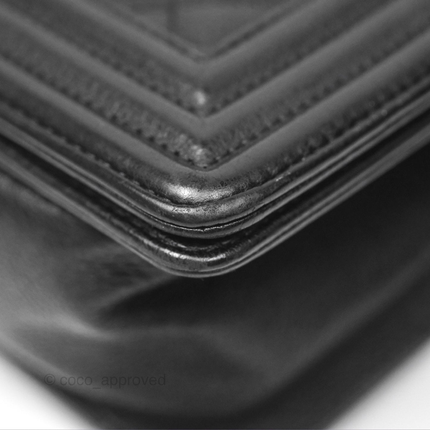 Chanel Medium Boy Quilted Black Calfskin Ruthenium Hardware