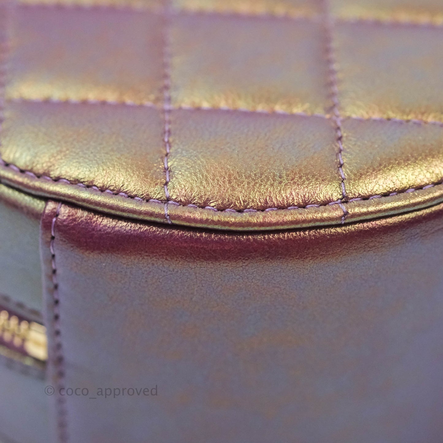 Chanel Classic Quilted Round Clutch With Chain Metallic Purple Lambskin Gold Hardware
