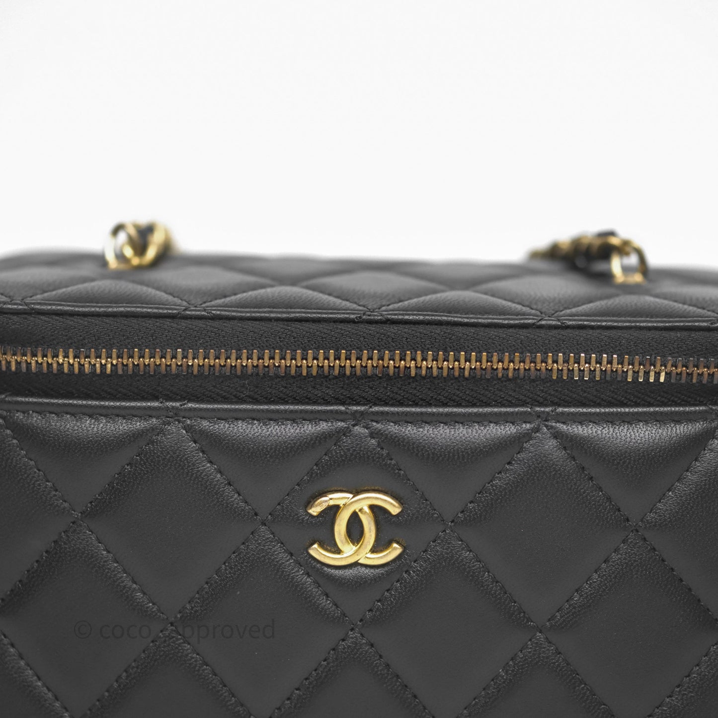Chanel Vanity With Pearl Crush Chain Black Lambskin Aged Gold Hardware
