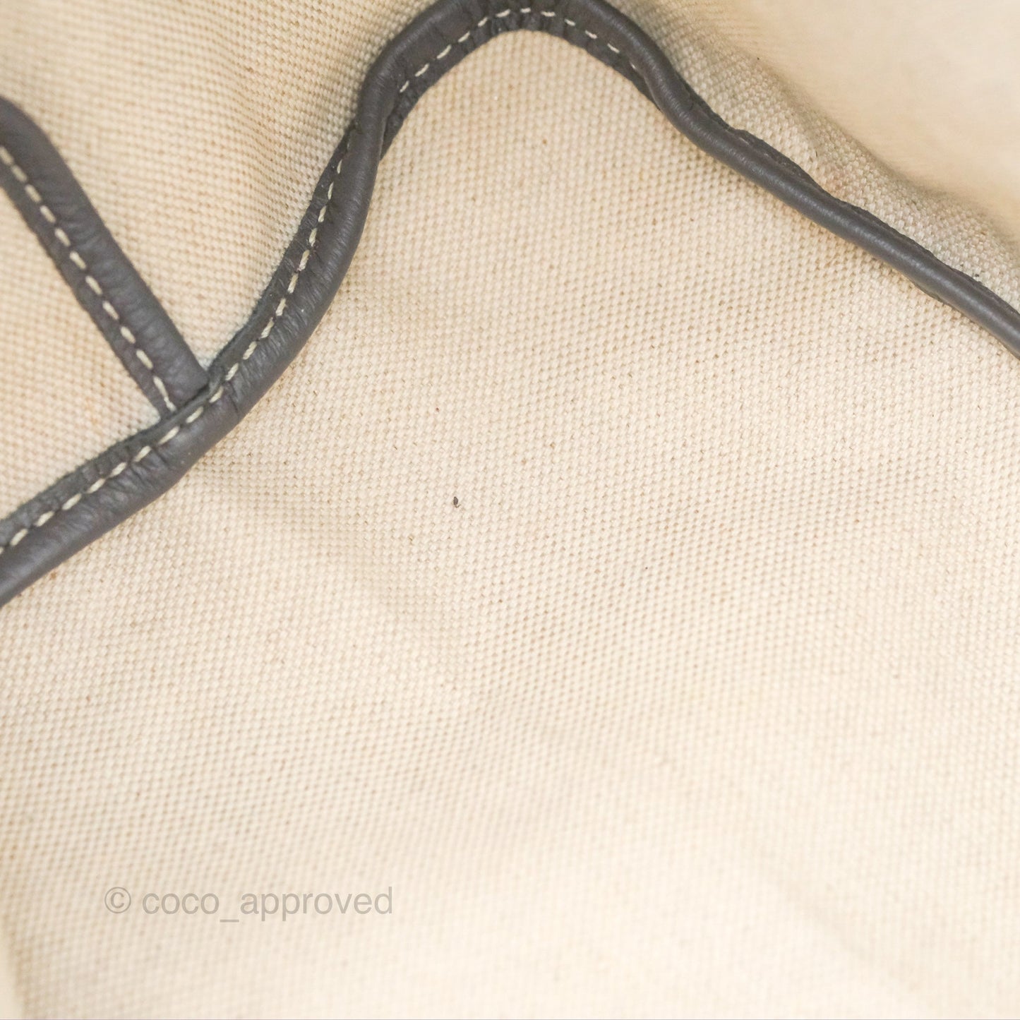 Goyard St Louis Tote PM ⁣⁣⁣⁣⁣⁣⁣⁣⁣⁣⁣⁣⁣⁣⁣⁣⁣⁣⁣⁣Grey