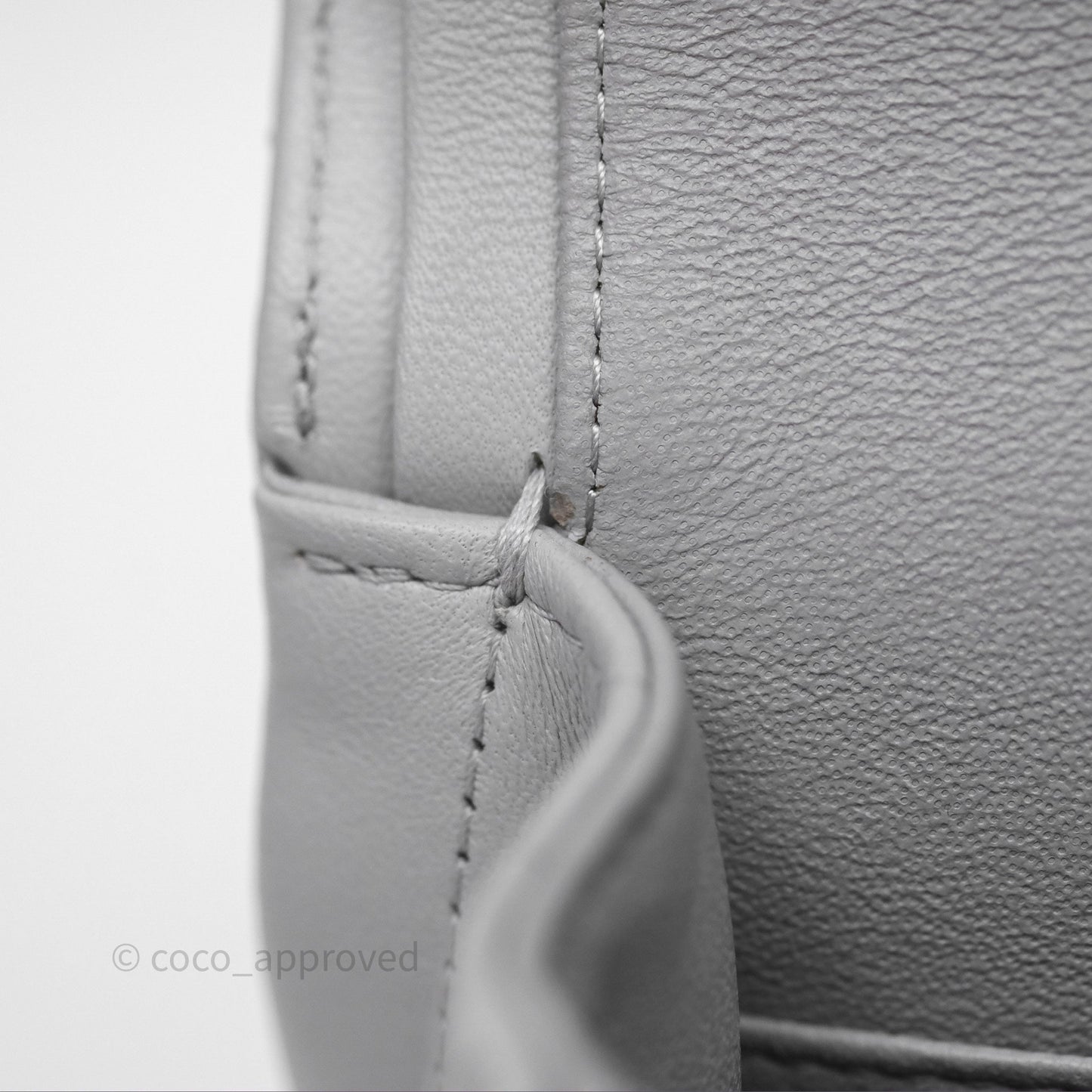 Chanel Classic M/L Medium Flap Chevron Grey Lambskin Gold Hardware