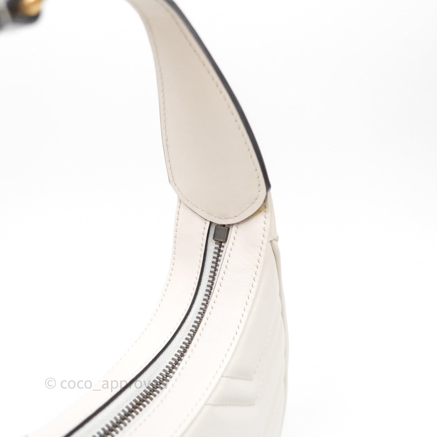 Gucci GG Marmont Half Moon-shaped Hobo Bag White