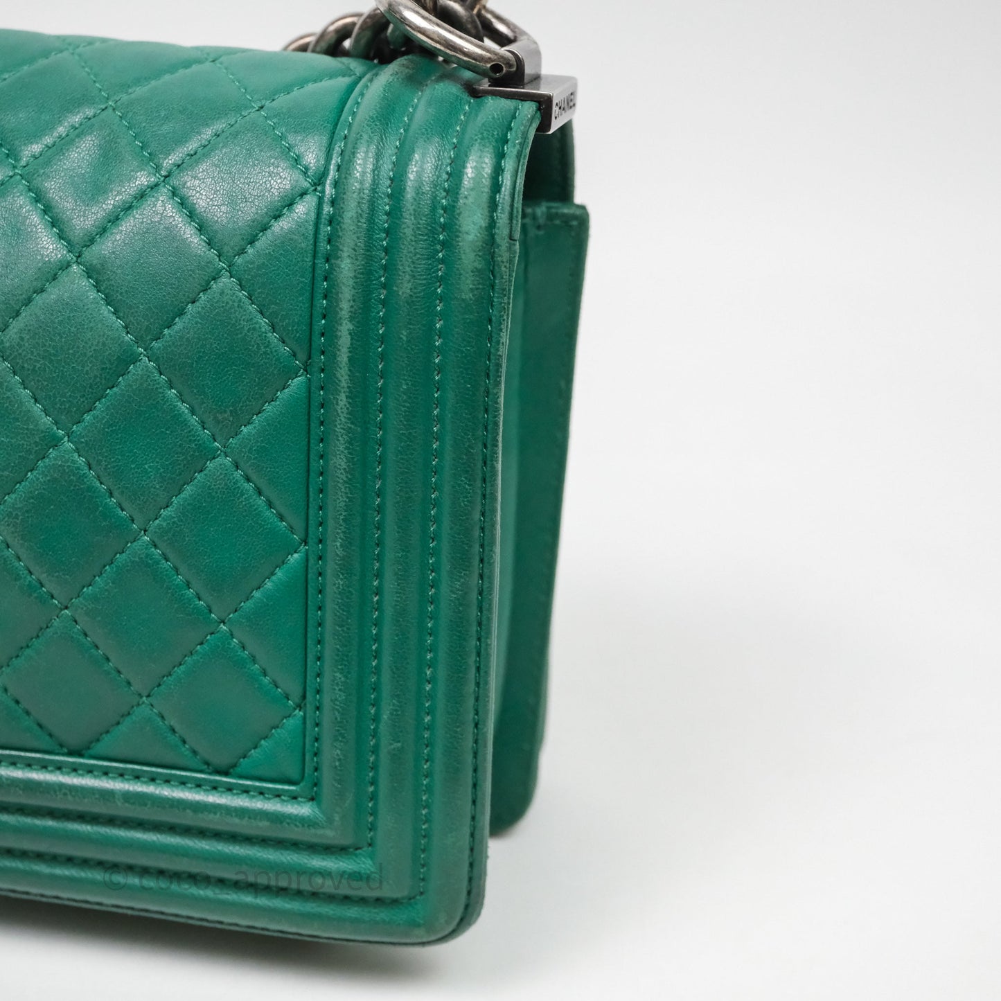 Chanel Medium Boy Quilted Green Lambskin Ruthenium Hardware