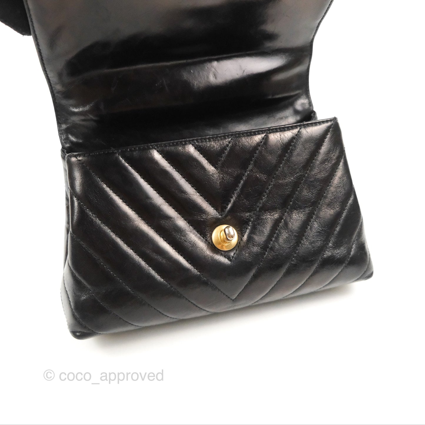 Chanel Chevron Small Coco Handle Black Shiny Aged Calfskin Aged Gold Hardware’s