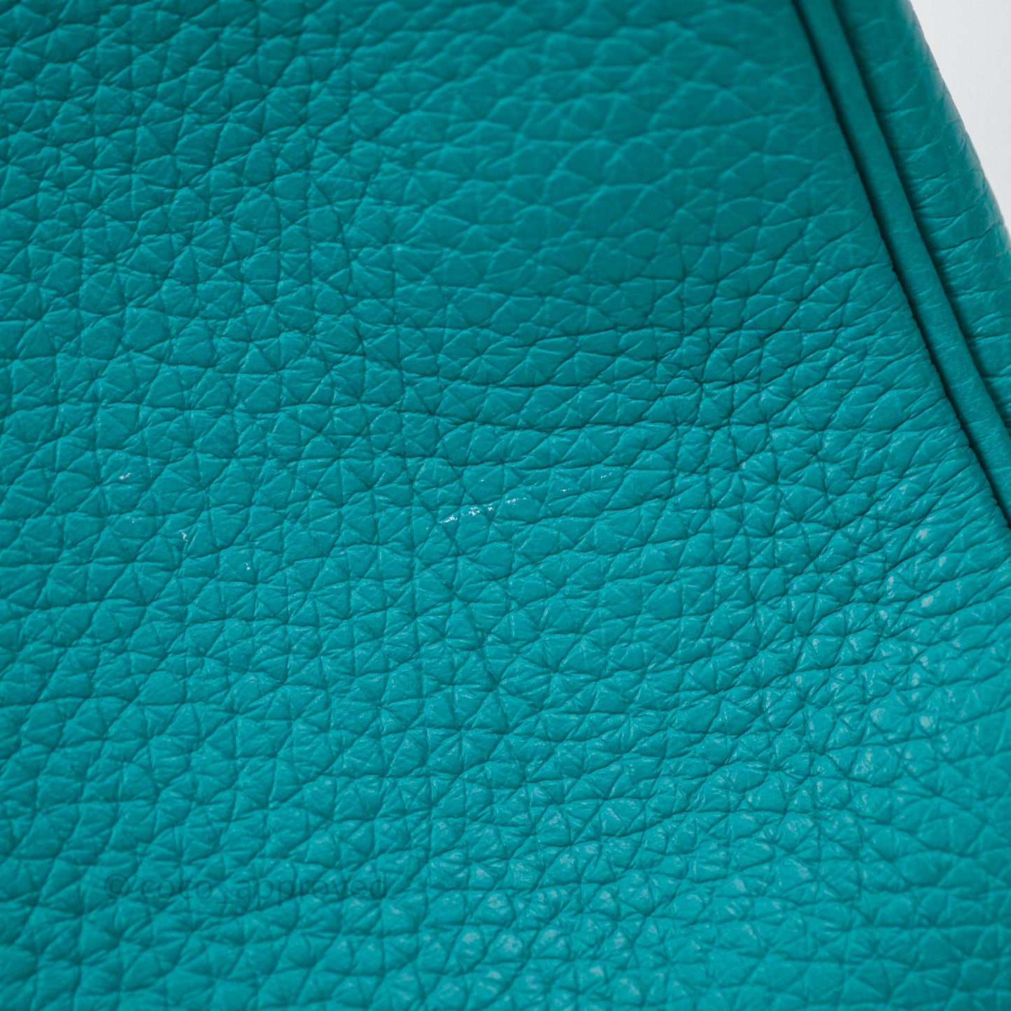 Hermès Kelly 28 Retourne Bleu Paon 7F Clemence Gold Hardware