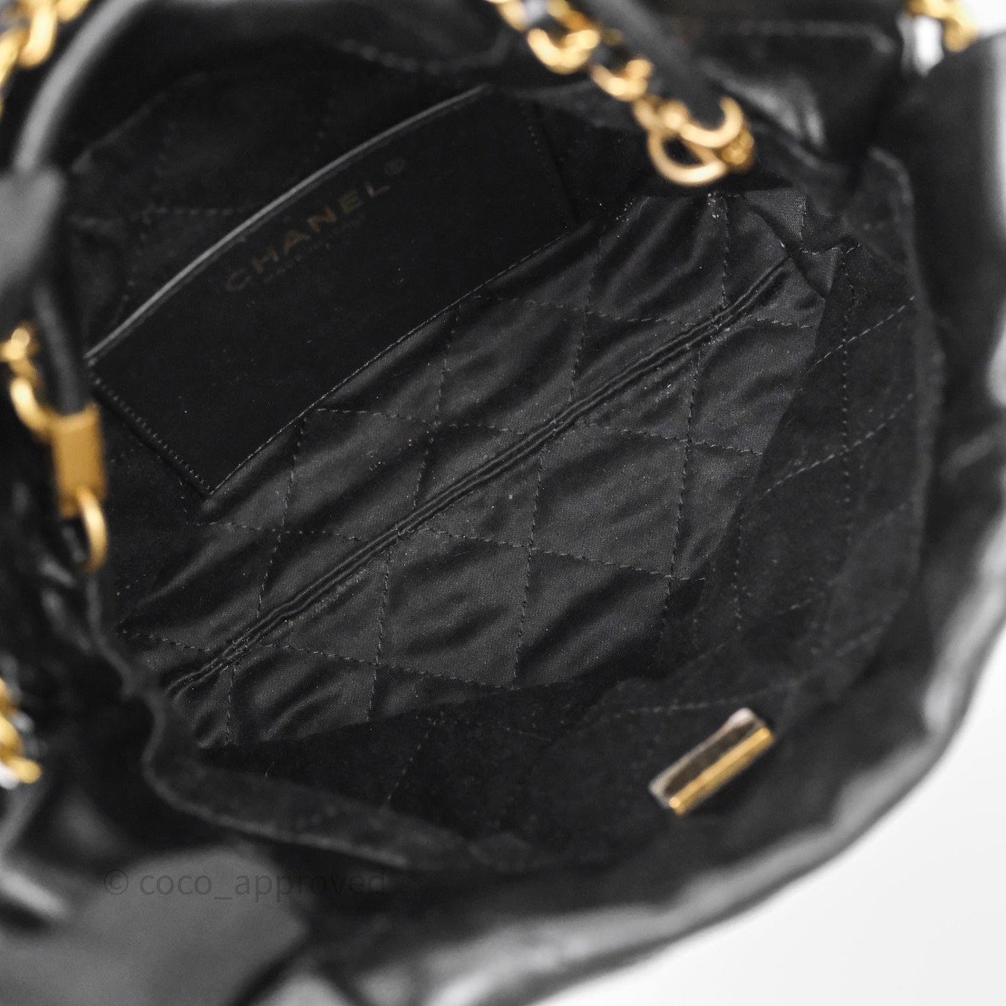 Chanel 22 Mini Bag Black Crumpled Calfskin White Lacquered Metal Logo