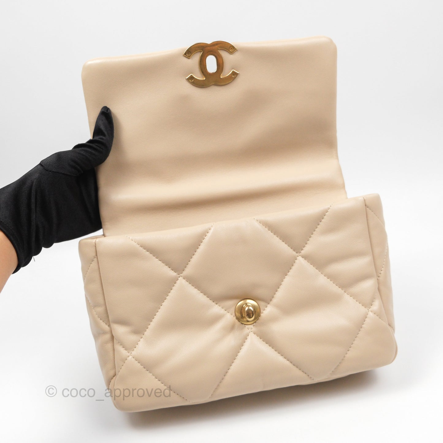 Chanel 19 Small Beige Lambskin Mixed Hardware