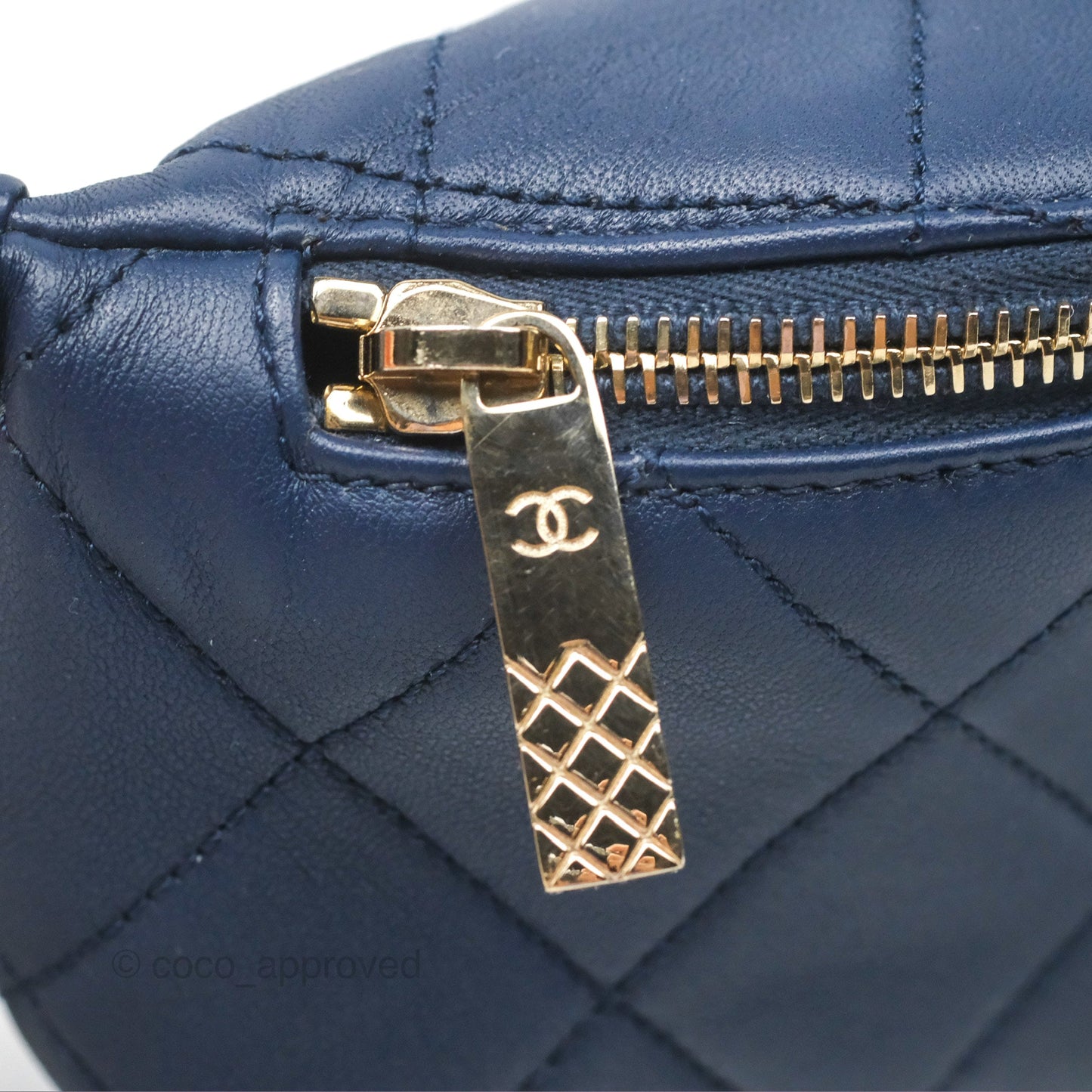 Chanel Resin Bi-Color Chain Belt Bag Navy Lambskin Gold Hardware