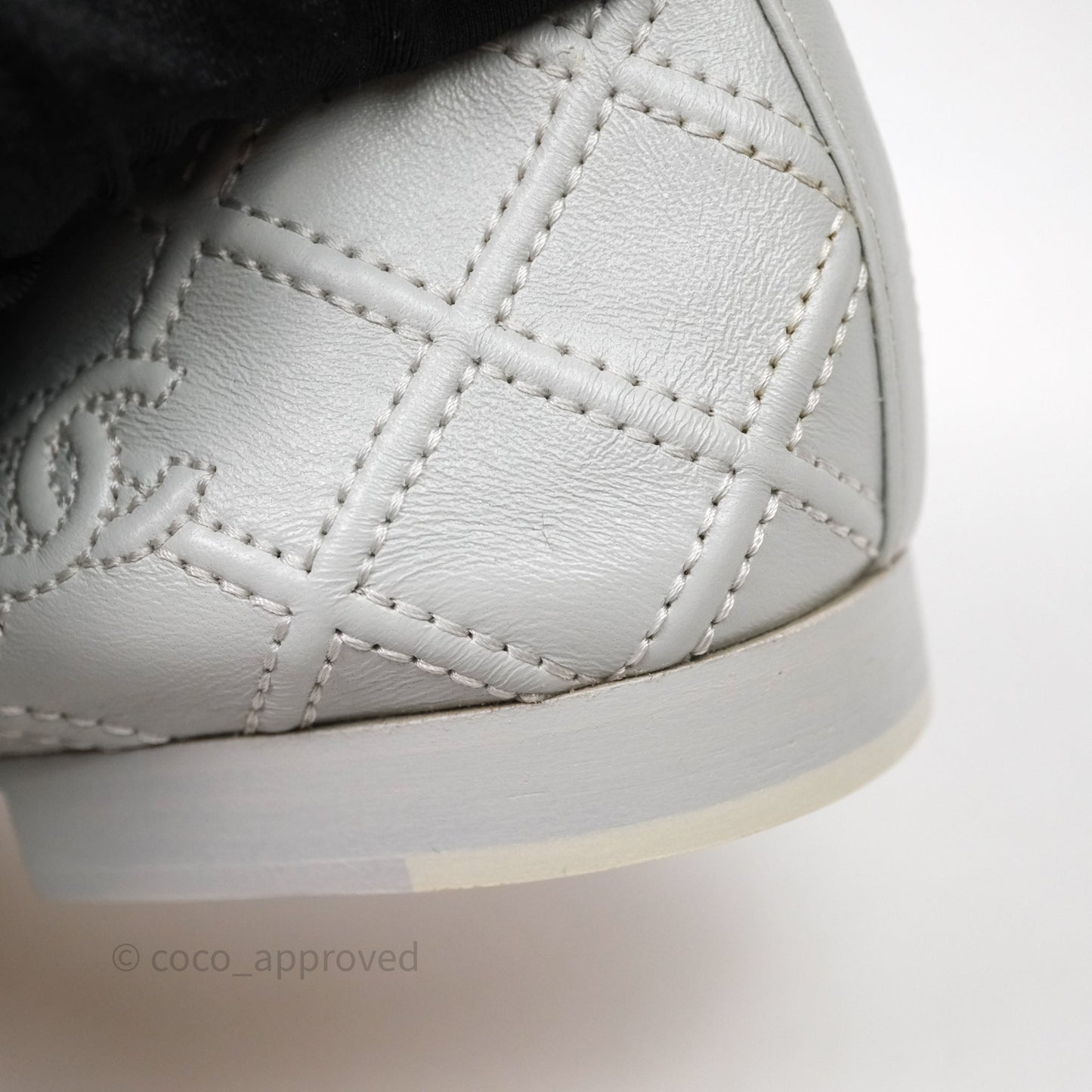 Chanel CC Quilted Grey Ballerina Flats Size 39