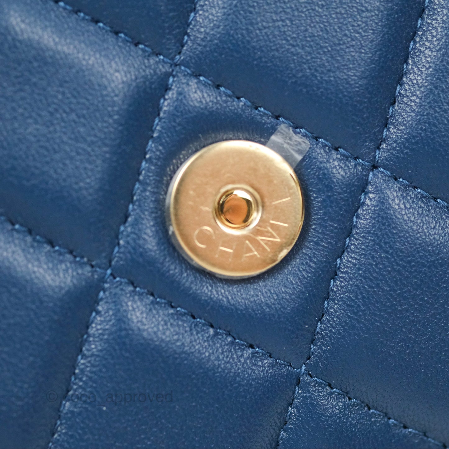 Chanel Mini Handle Clutch With Chain Navy Lambskin Gold Hardware
