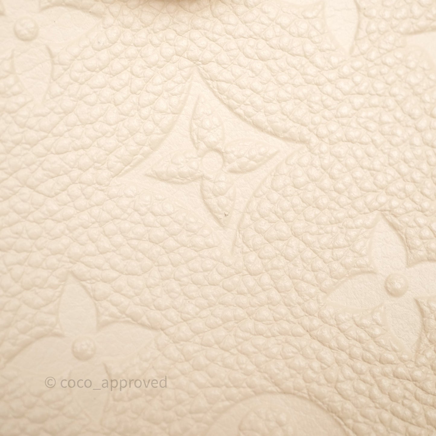 Louis Vuitton Easy Pouch On Strap Crème Monogram Empreinte Leather