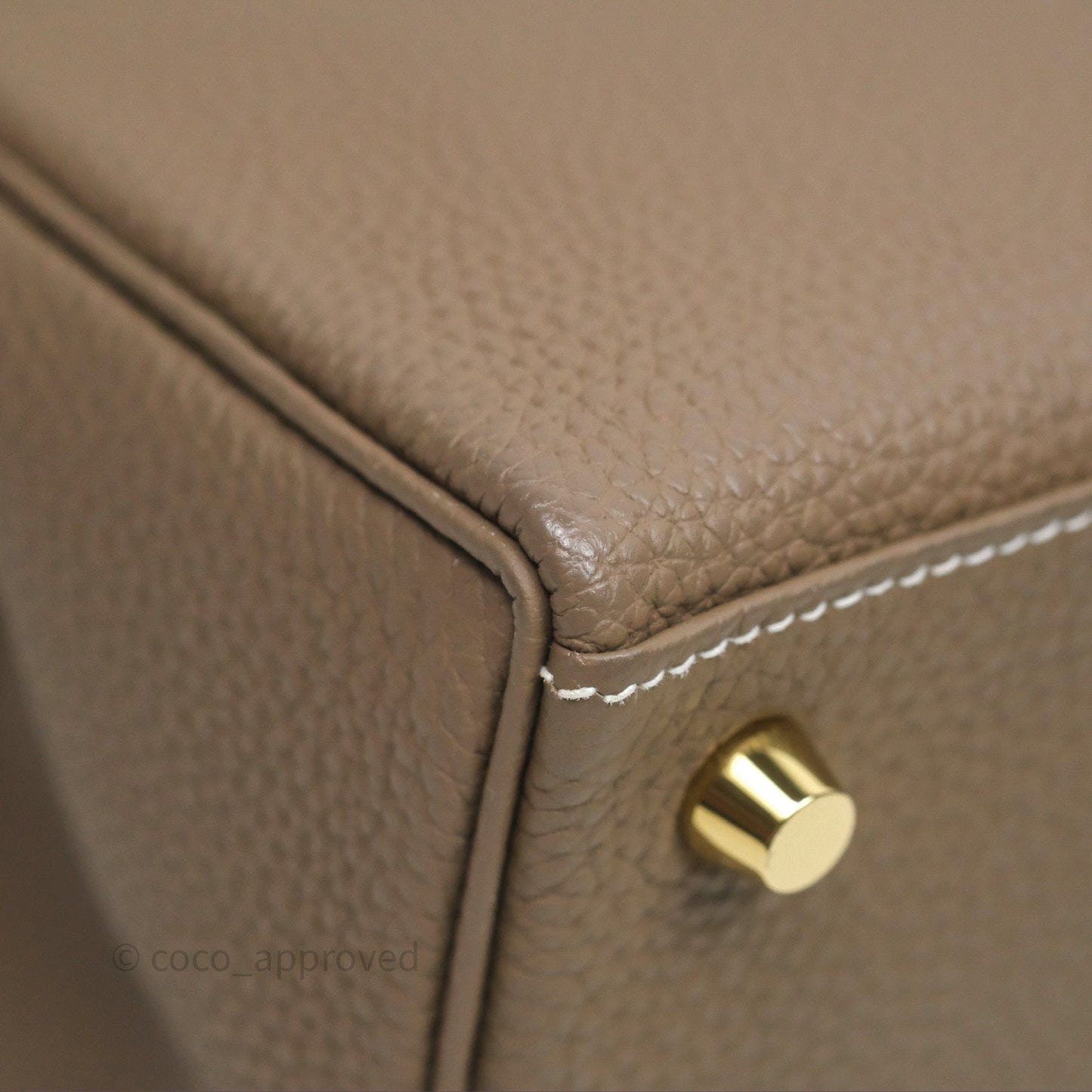 Hermès Retourne Kelly 25 Etoupe 18 Togo Gold Hardware