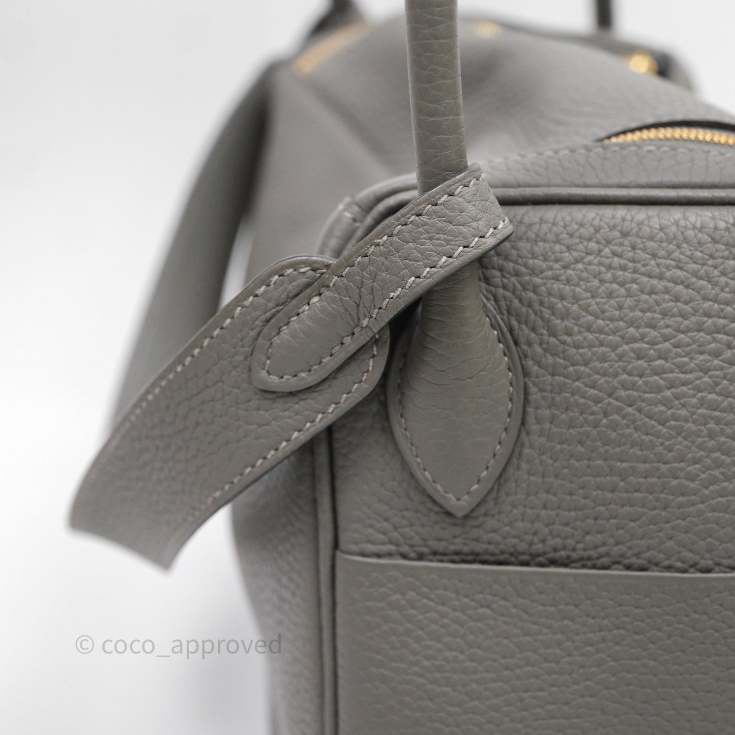 Hermès Lindy 26 Taurillion Clemence Gris Meyer 0L Gold Hardware