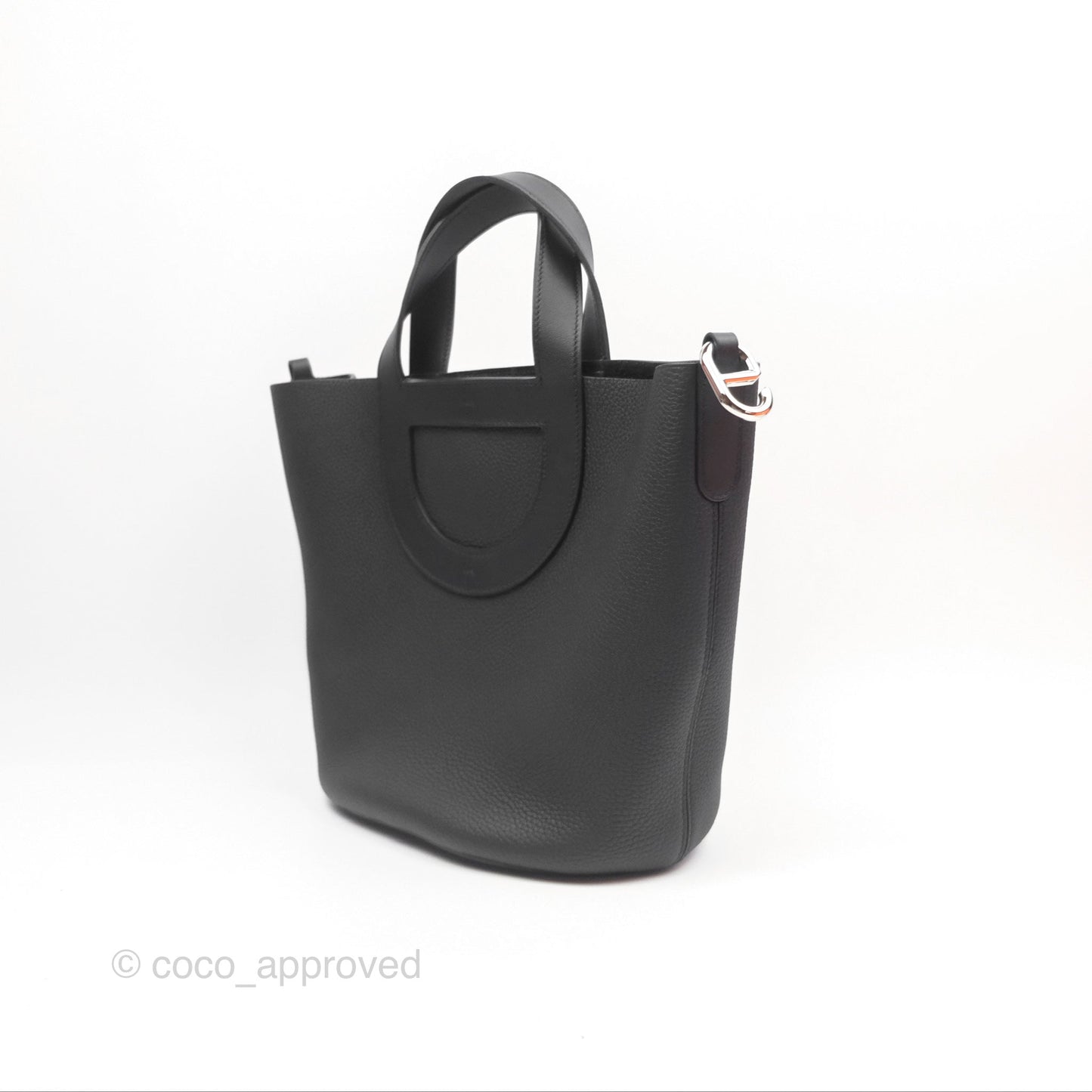 Hermès In-The-Loop 23 Noir 89 Clemence Palladium Hardware