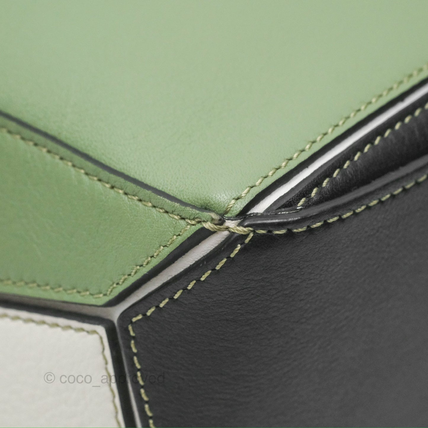 Loewe Small Puzzle Bag Soft White/ Rosemary Calfskin Silver Hardware