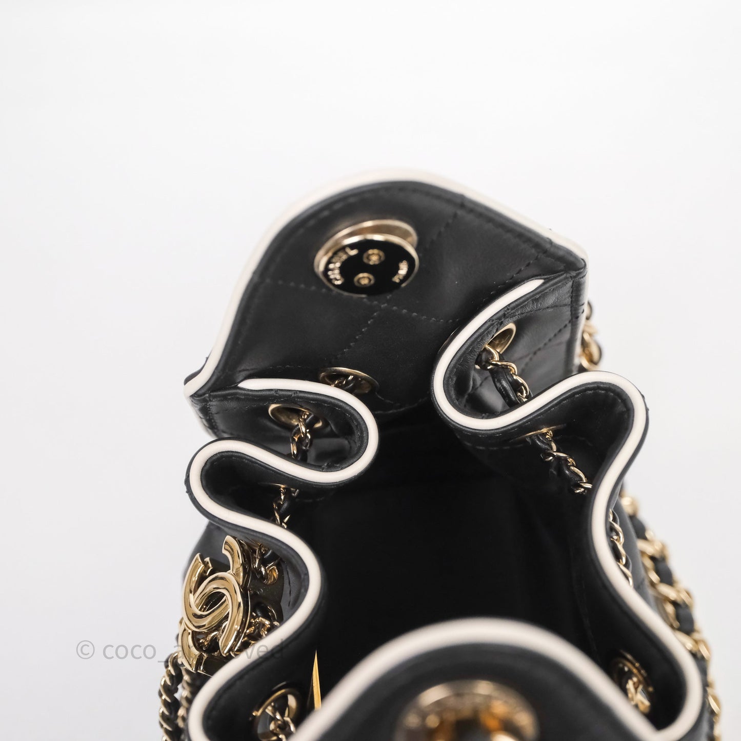 Chanel 25 Mini Bag Black/ White Calfskin Gold Hardware
