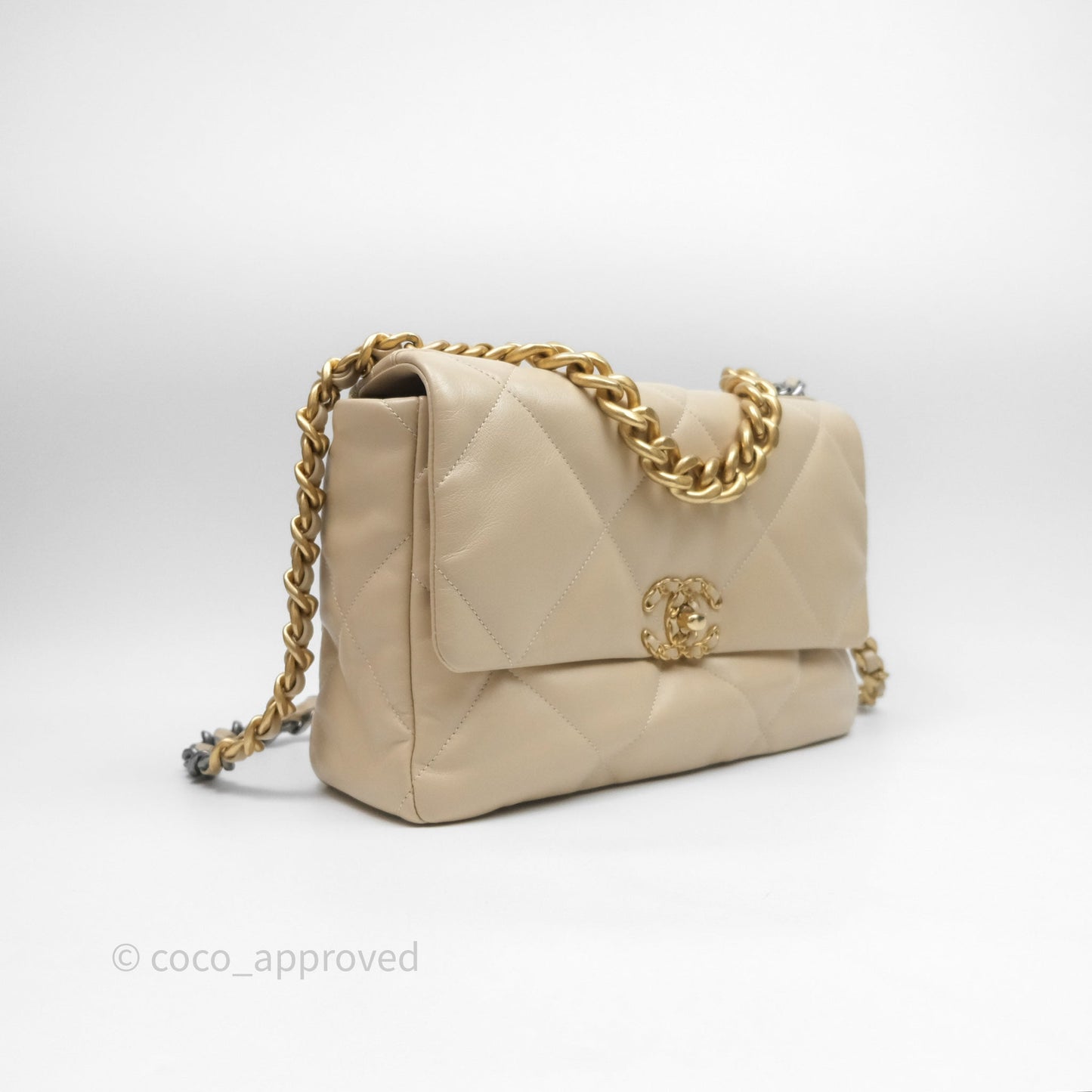Chanel 19 Medium Beige Mixed Hardware