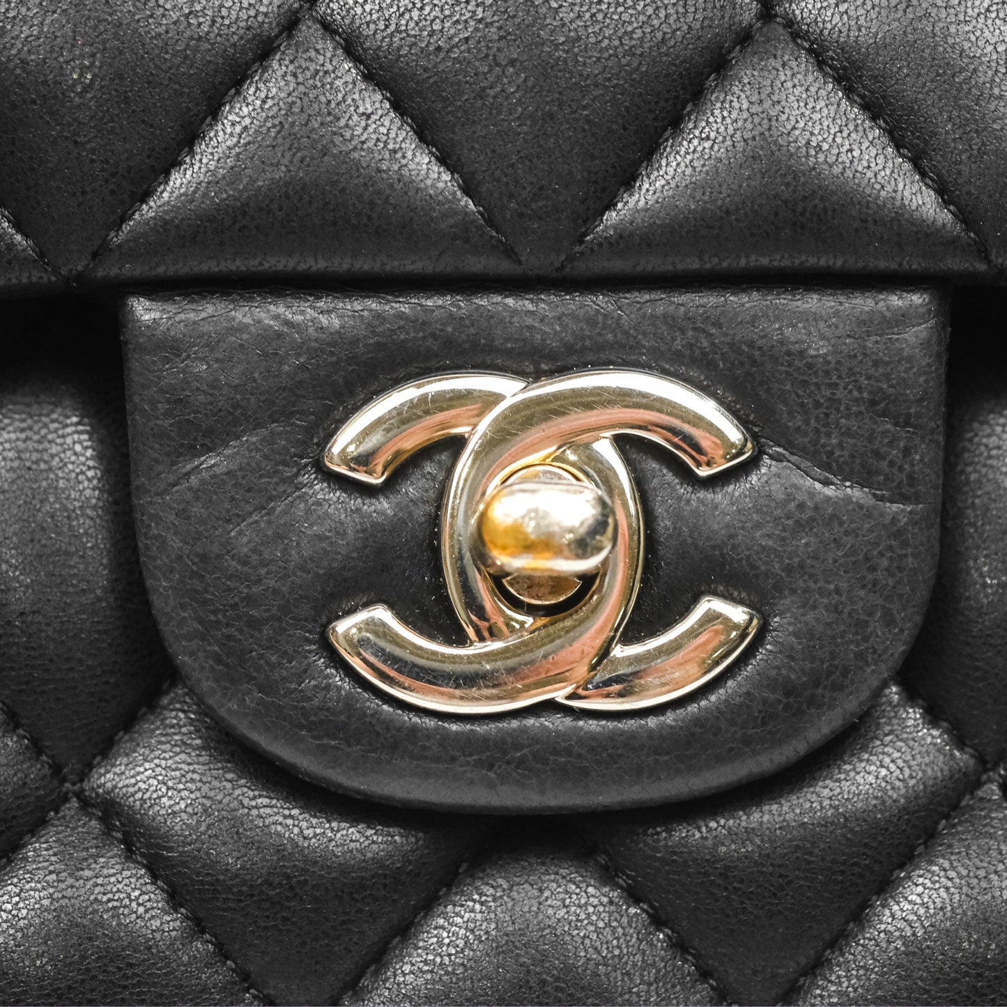 Chanel Classic M/L Medium Flap Quilted Black Lambskin Silver Hardware