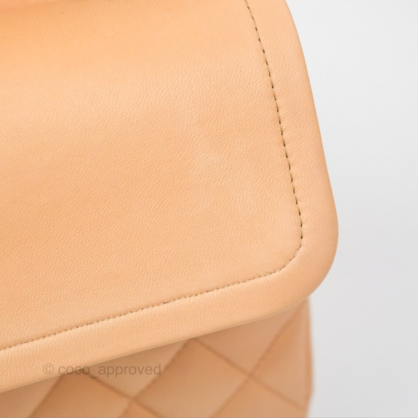 Chanel Classic M/L Medium Flap Quilted Beige Pink Lambskin Gold Hardware