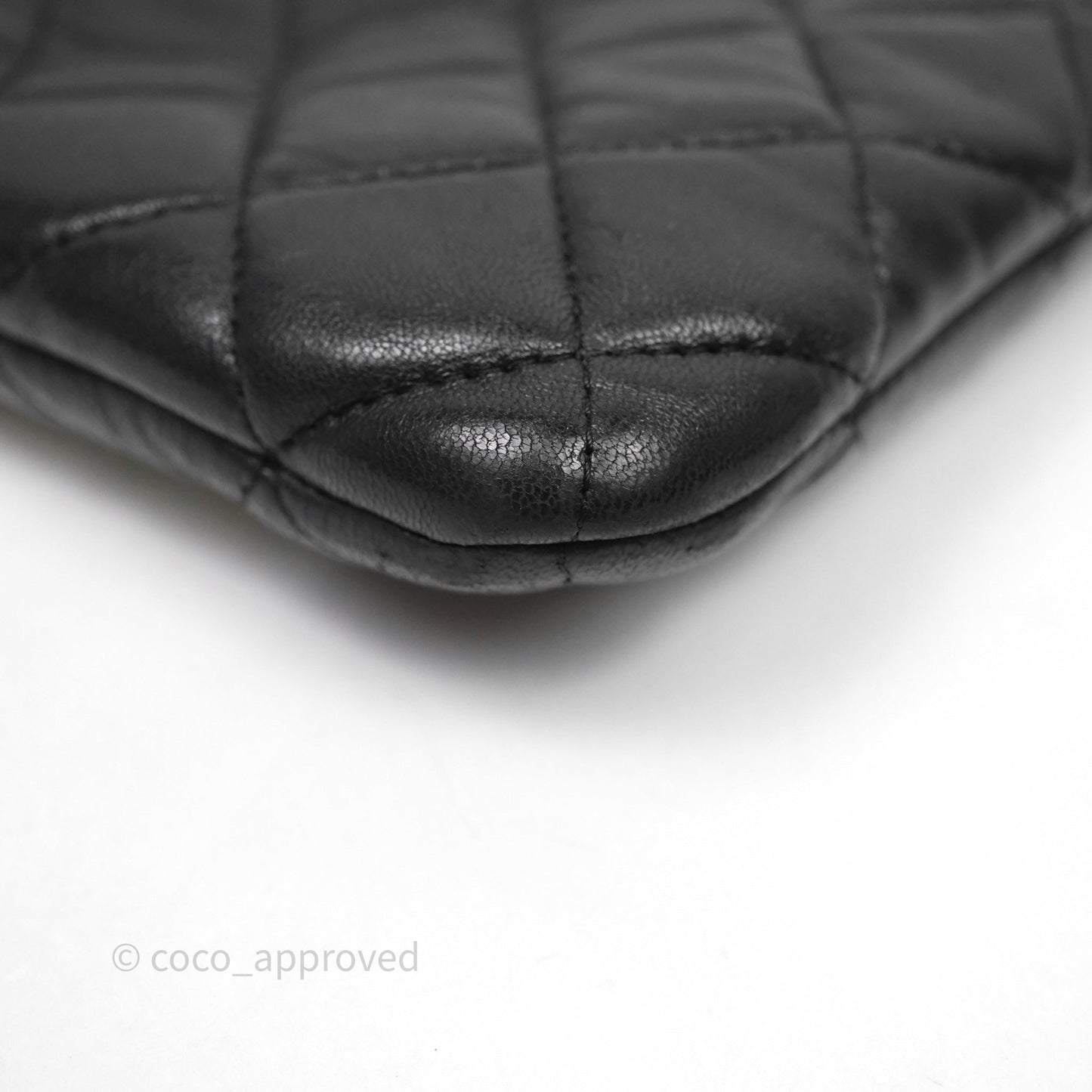 Chanel Classic Zipped Pouch Lambskin Black Gold Hardware