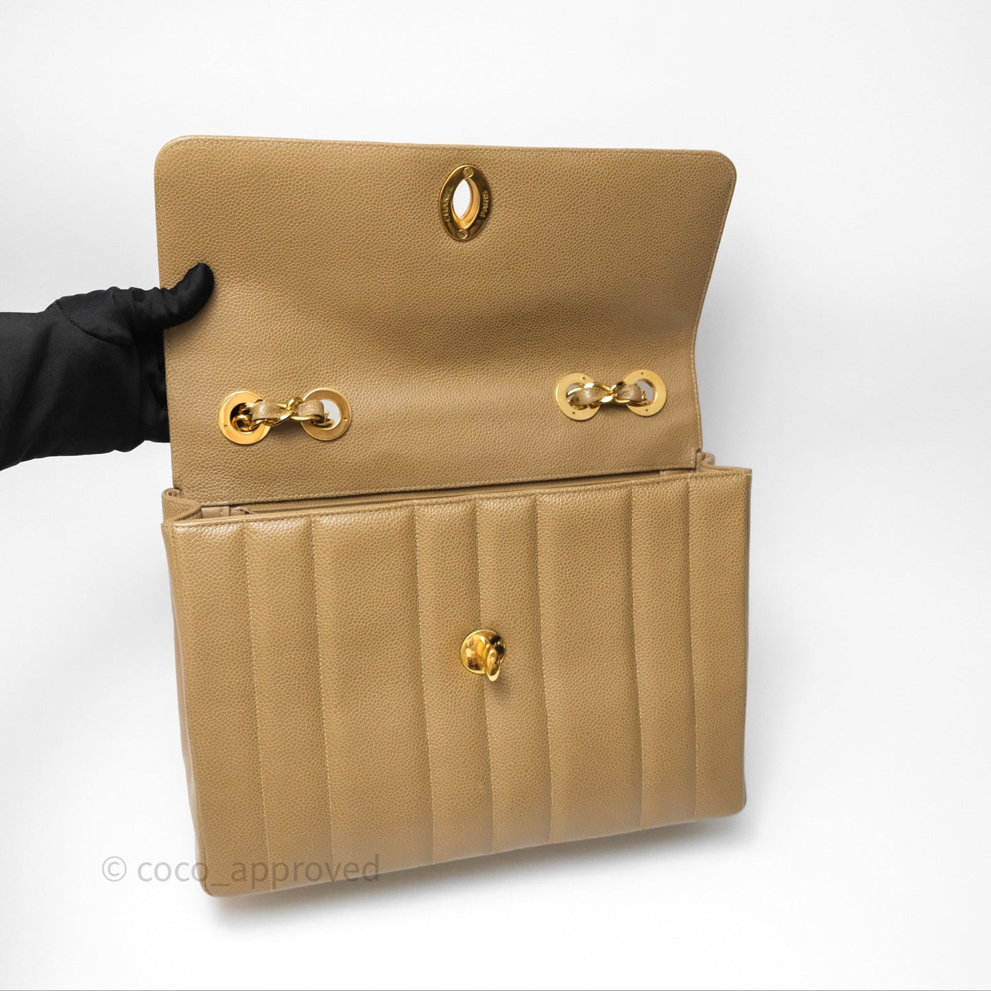 Chanel Vintage Vertical Quilted Jumbo Single Flap Beige Caviar 24K Gold Hardware