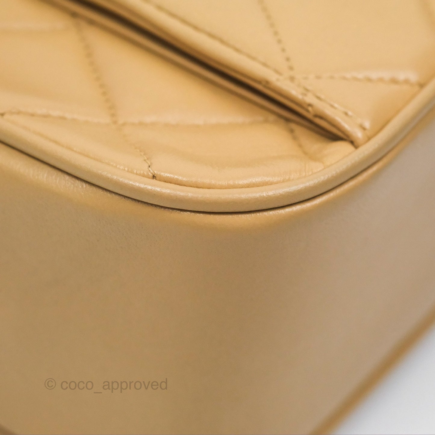 Chanel Vintage Flap Bag Beige Lambskin Gold Hardware