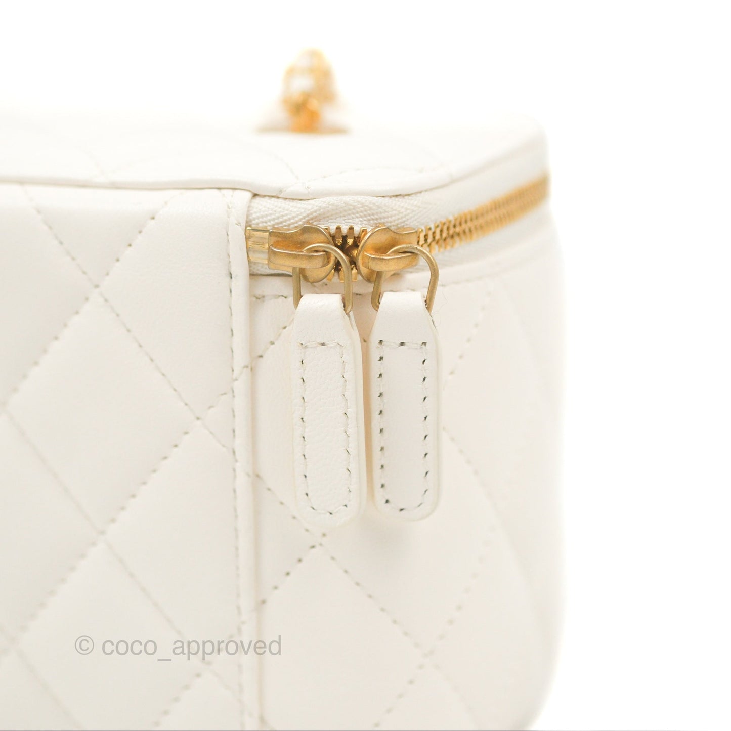 Chanel Vanity with COCO Heart Chain White Lambskin Aged Gold Hardware