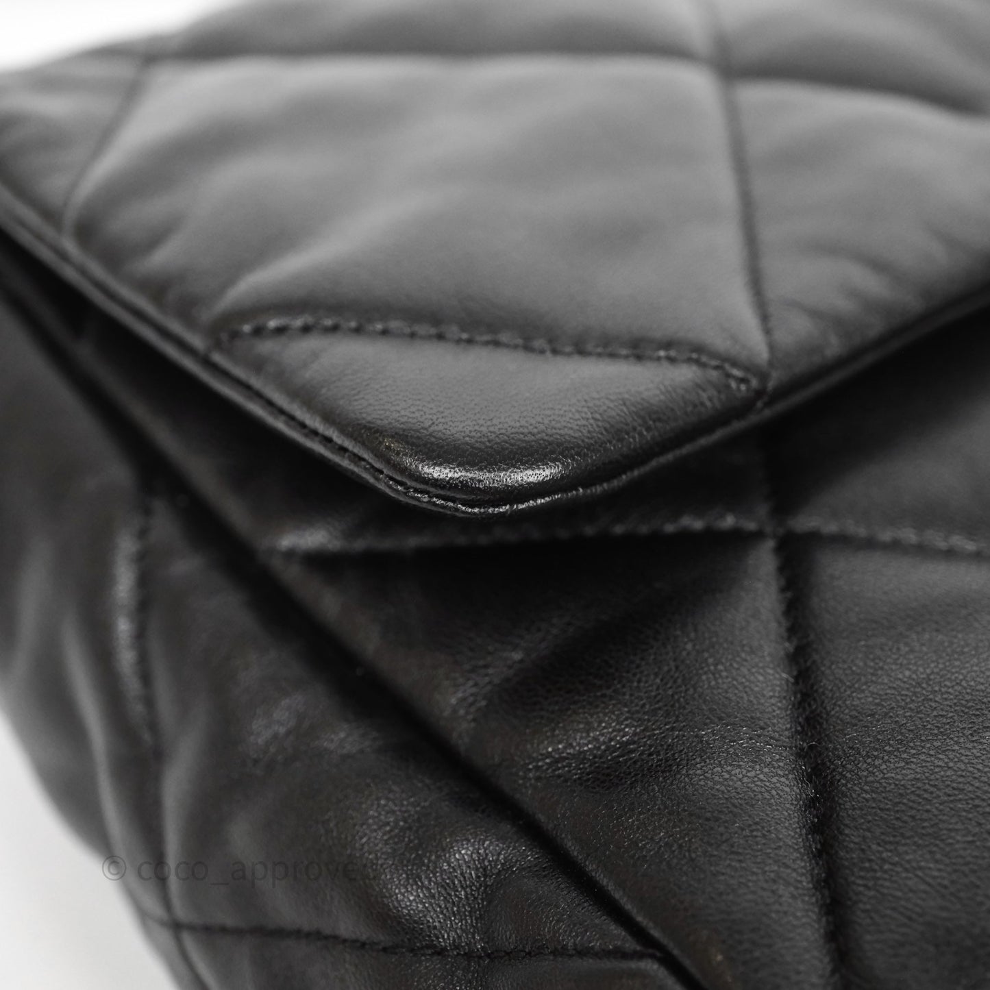 Chanel 19 Medium Black Mixed Hardware