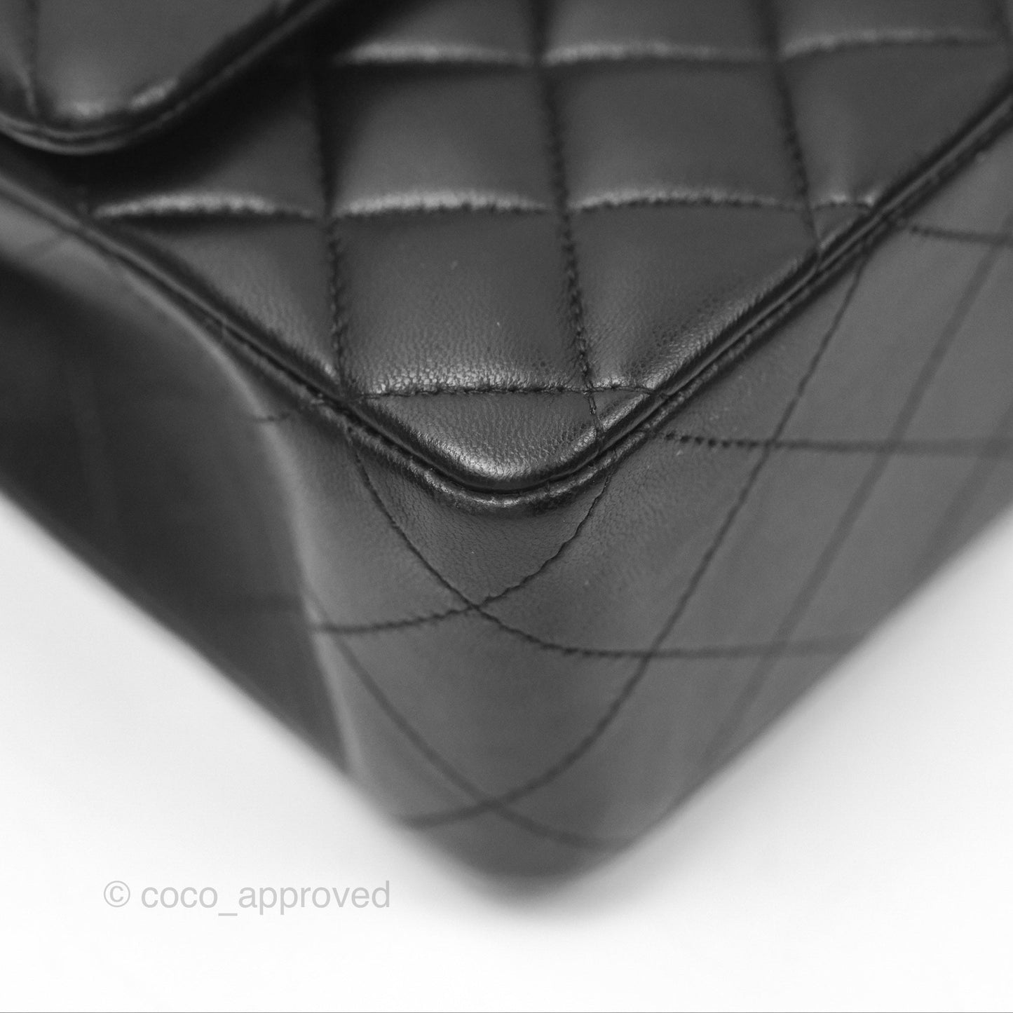 Chanel Classic M/L Medium Flap Quilted Black Lambskin Gold Hardware