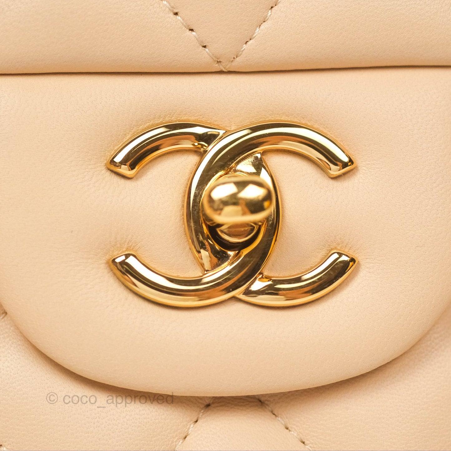Chanel Jumbo Double Flap Beige Lambskin Gold Hardware⁣⁣