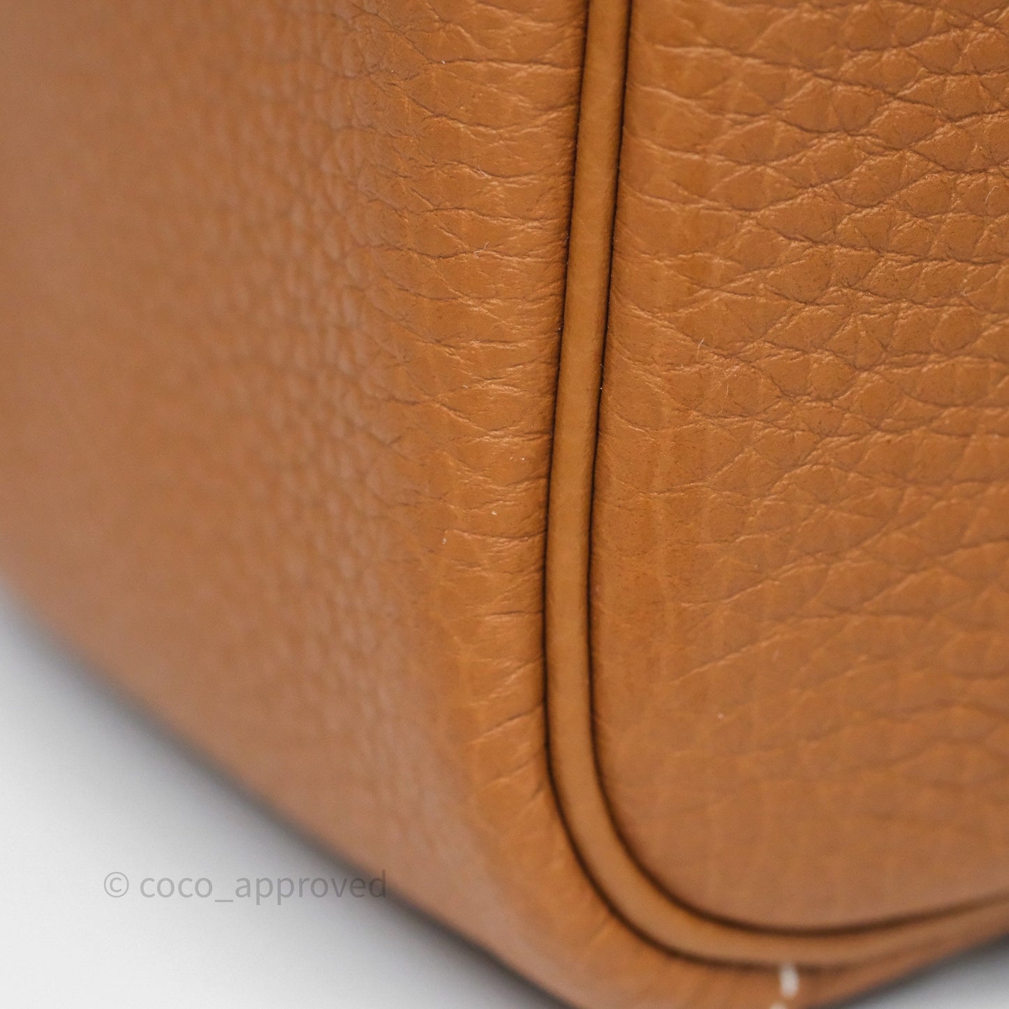 Hermès Lindy 26 Gold 37 Taurillon Clemence Palladium Hardware