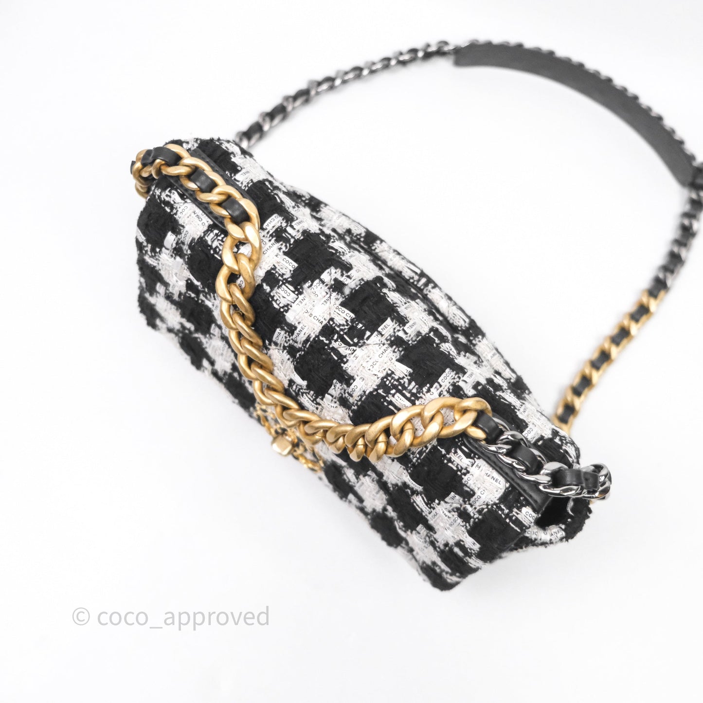 Chanel 19 Small Tweed Houndstooth Black & White Mixed Hardware