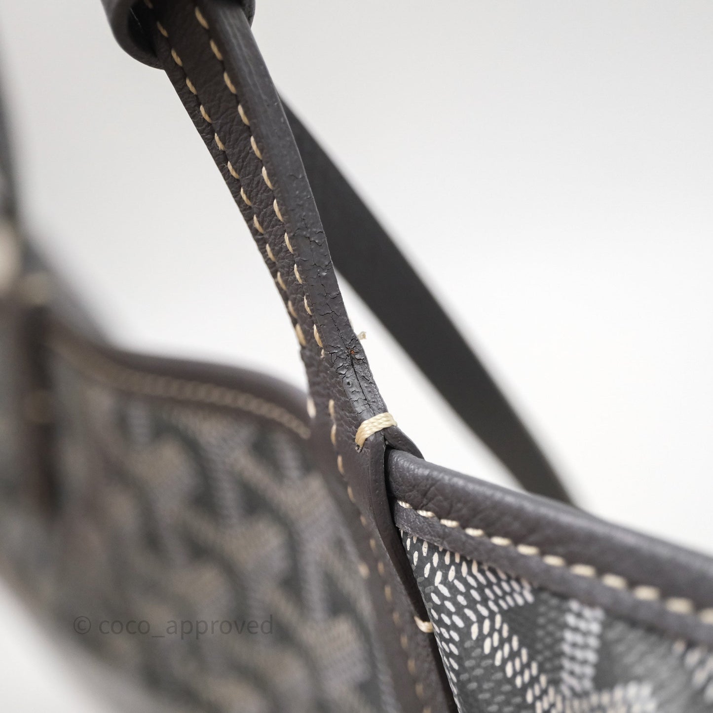 Goyard St Louis Tote PM ⁣⁣⁣⁣⁣⁣⁣⁣⁣⁣⁣⁣⁣⁣⁣⁣⁣⁣⁣⁣Grey